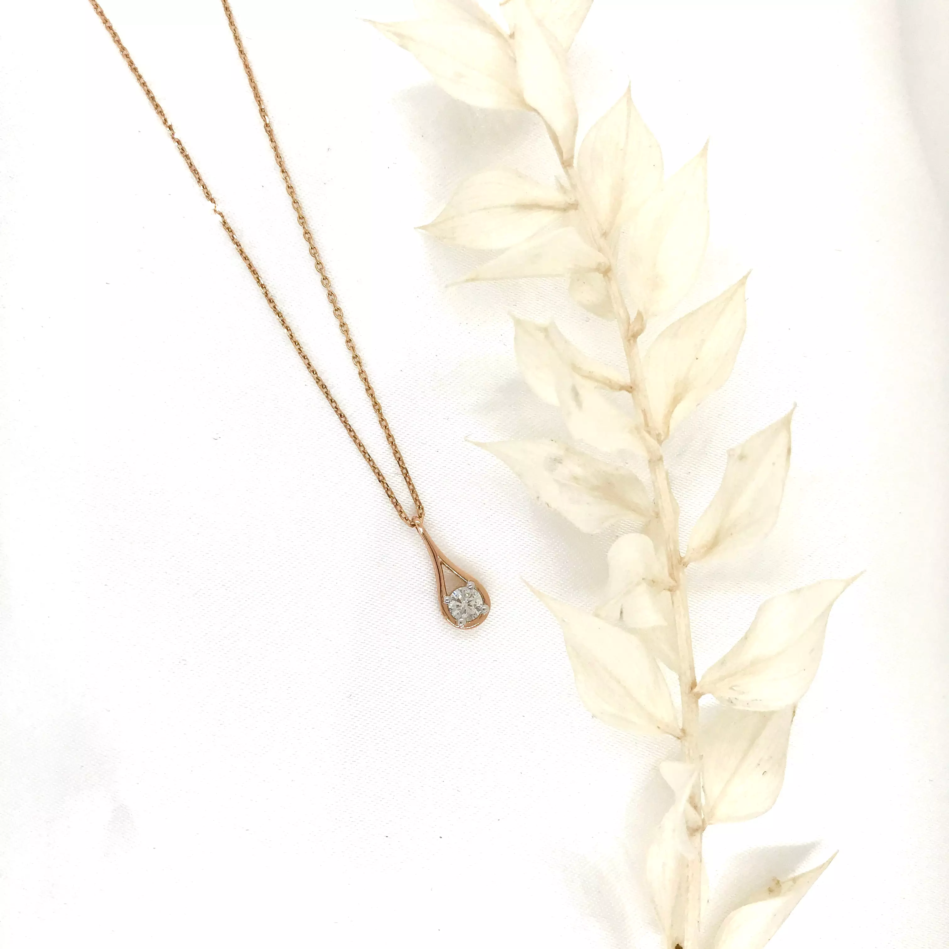 10k Rose Gold Diamond Teardrop Necklace