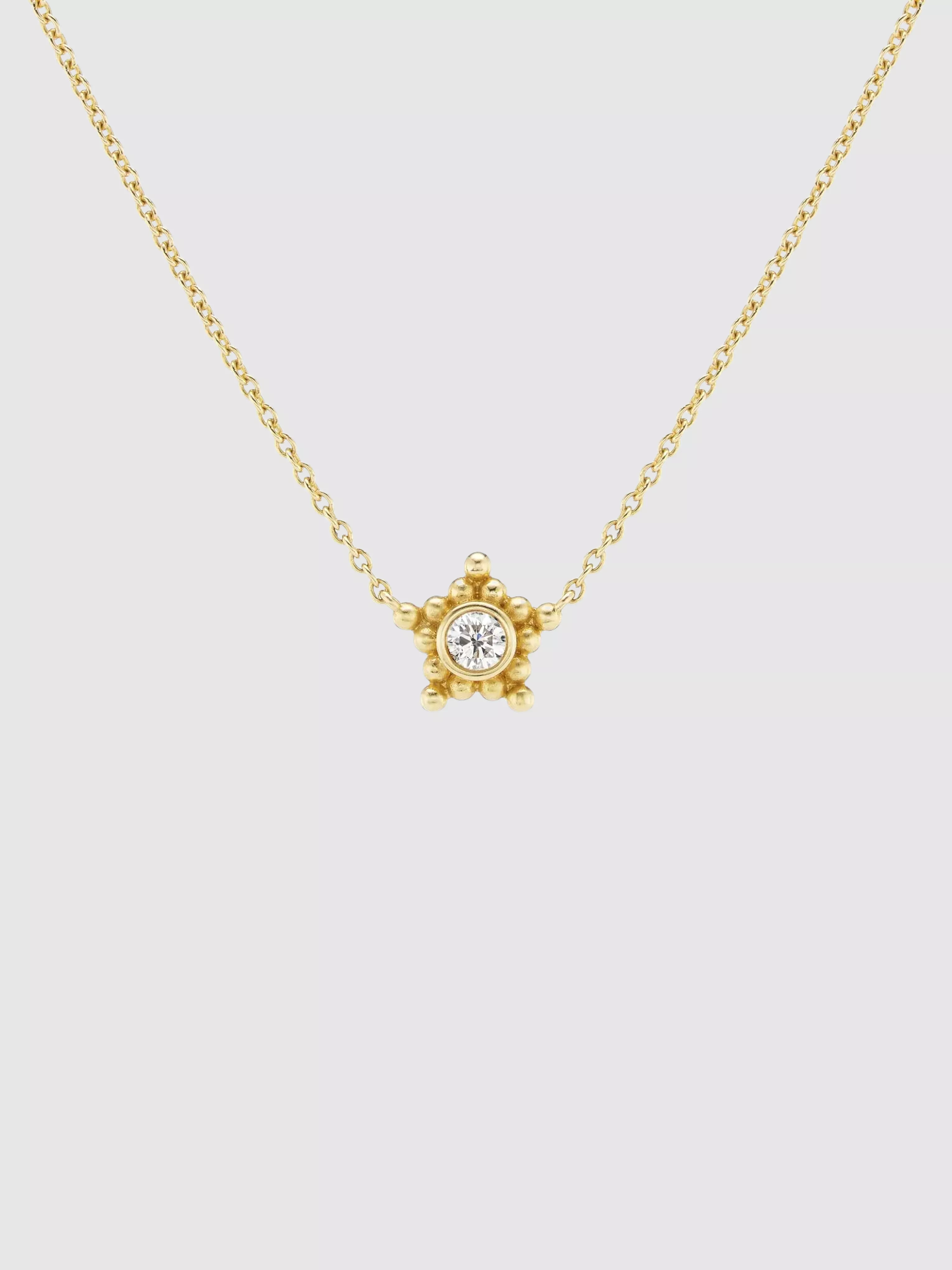 Granium Star Necklace in Diamond