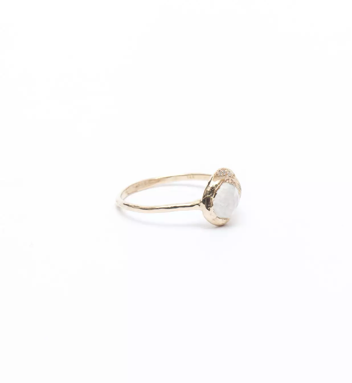 Mini Cove Moonstone Ring