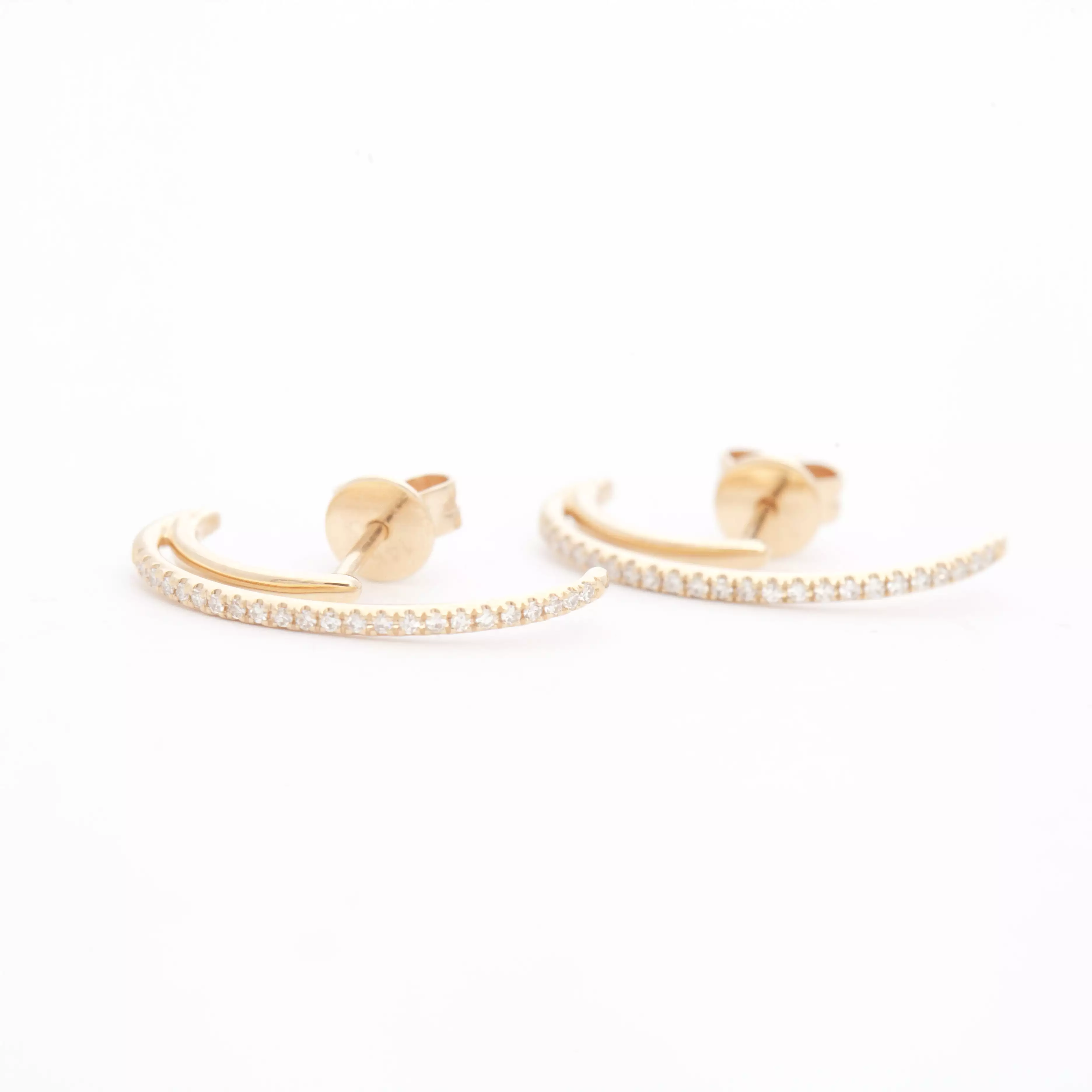 Pavé Diamond Colmillo Earrings