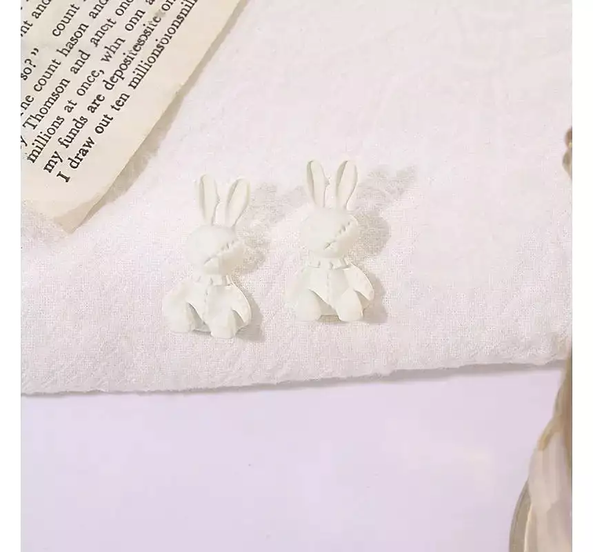 Rabbit Stud Earring GA64