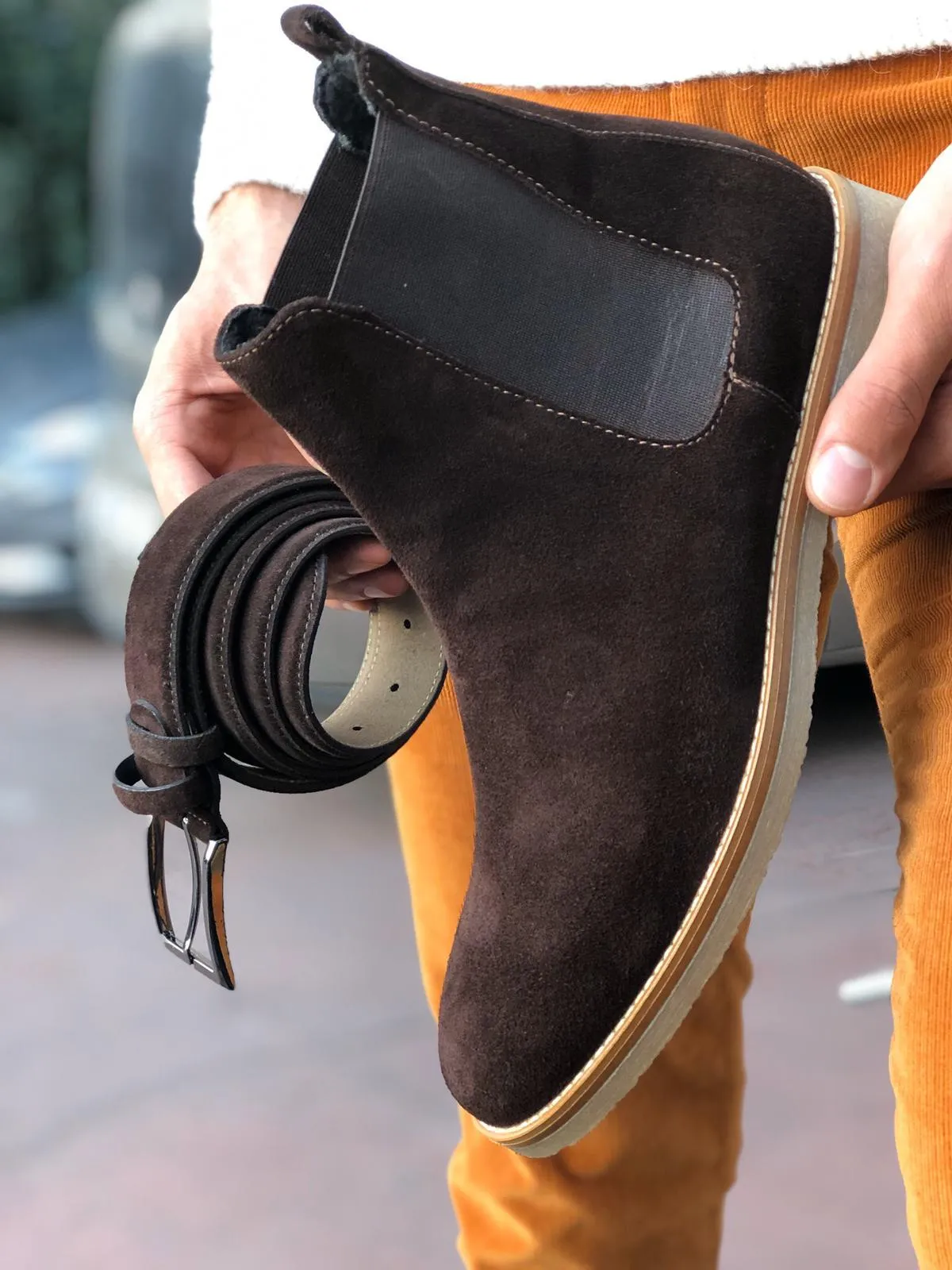 Suade Leather Classic Chelsea boots Brown